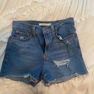 💋 levi high rise shorts